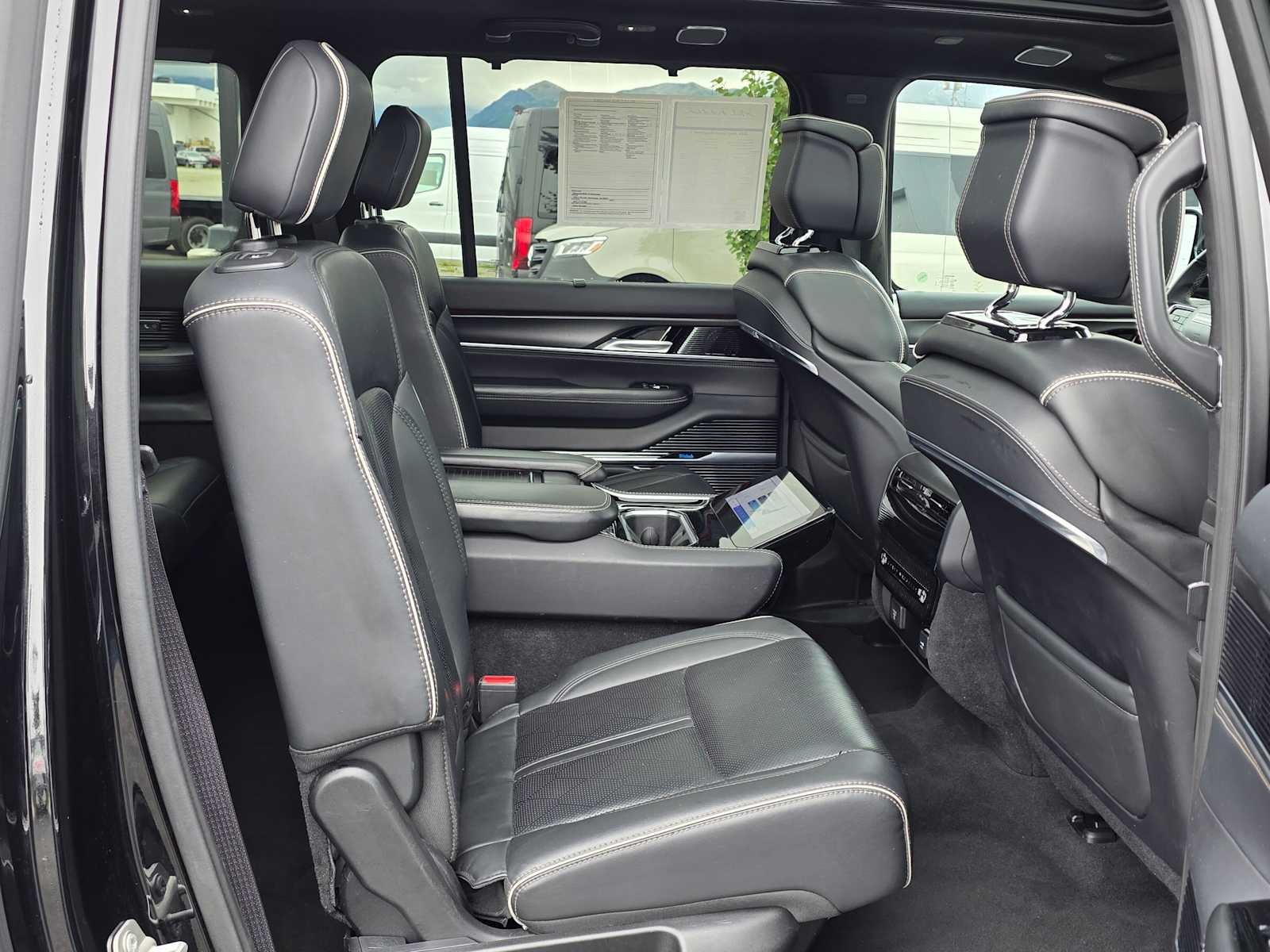 2024 Jeep Grand Wagoneer L Series II
