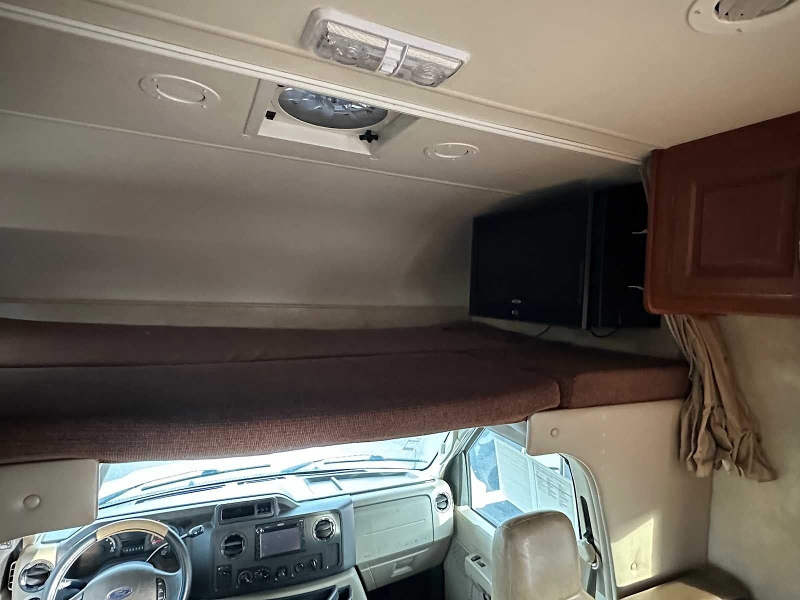 2011 Ford Econoline Cutaway E-450 Super Duty 158" DRW