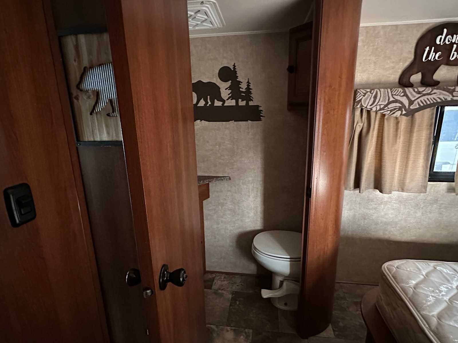 2014 Chevrolet Express 4500 Van 159"