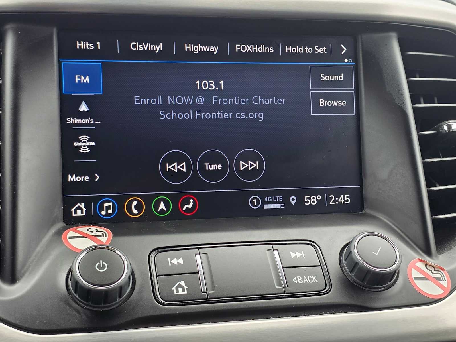 2023 GMC Acadia SLT