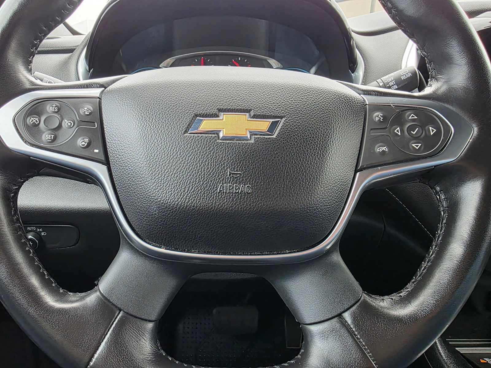 2022 Chevrolet Traverse LT Leather