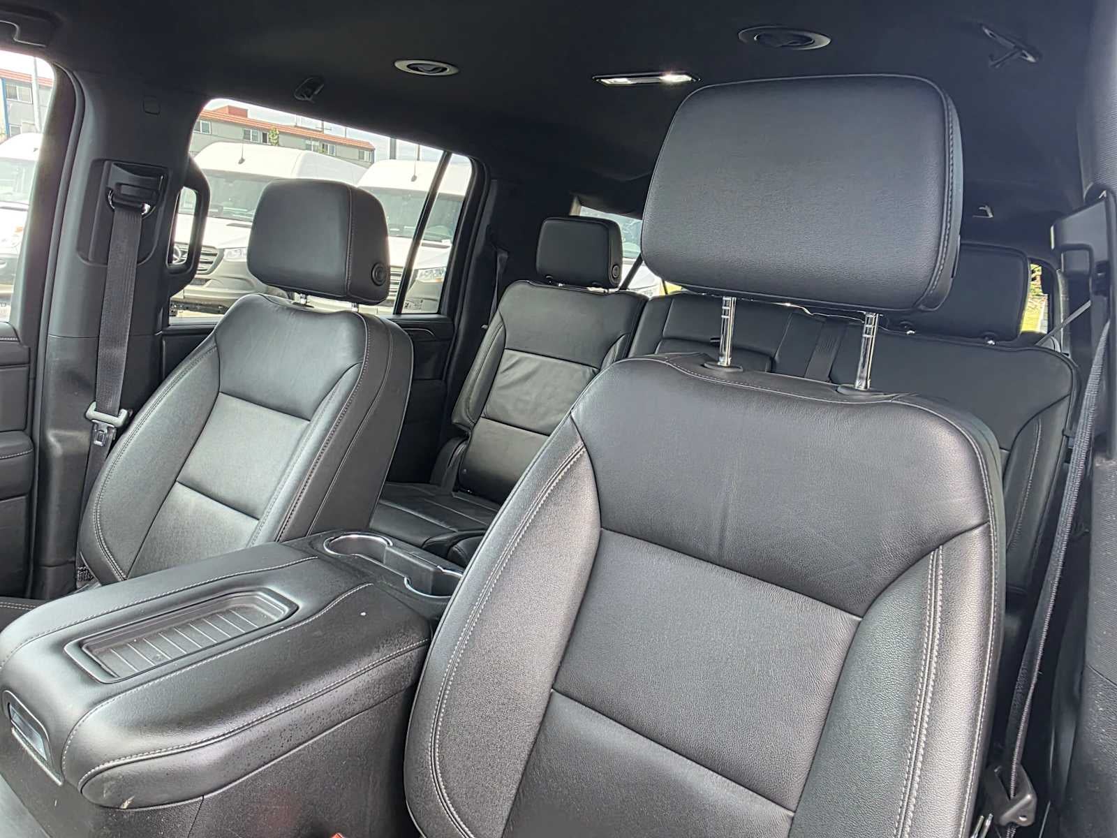 2024 Chevrolet Suburban LT
