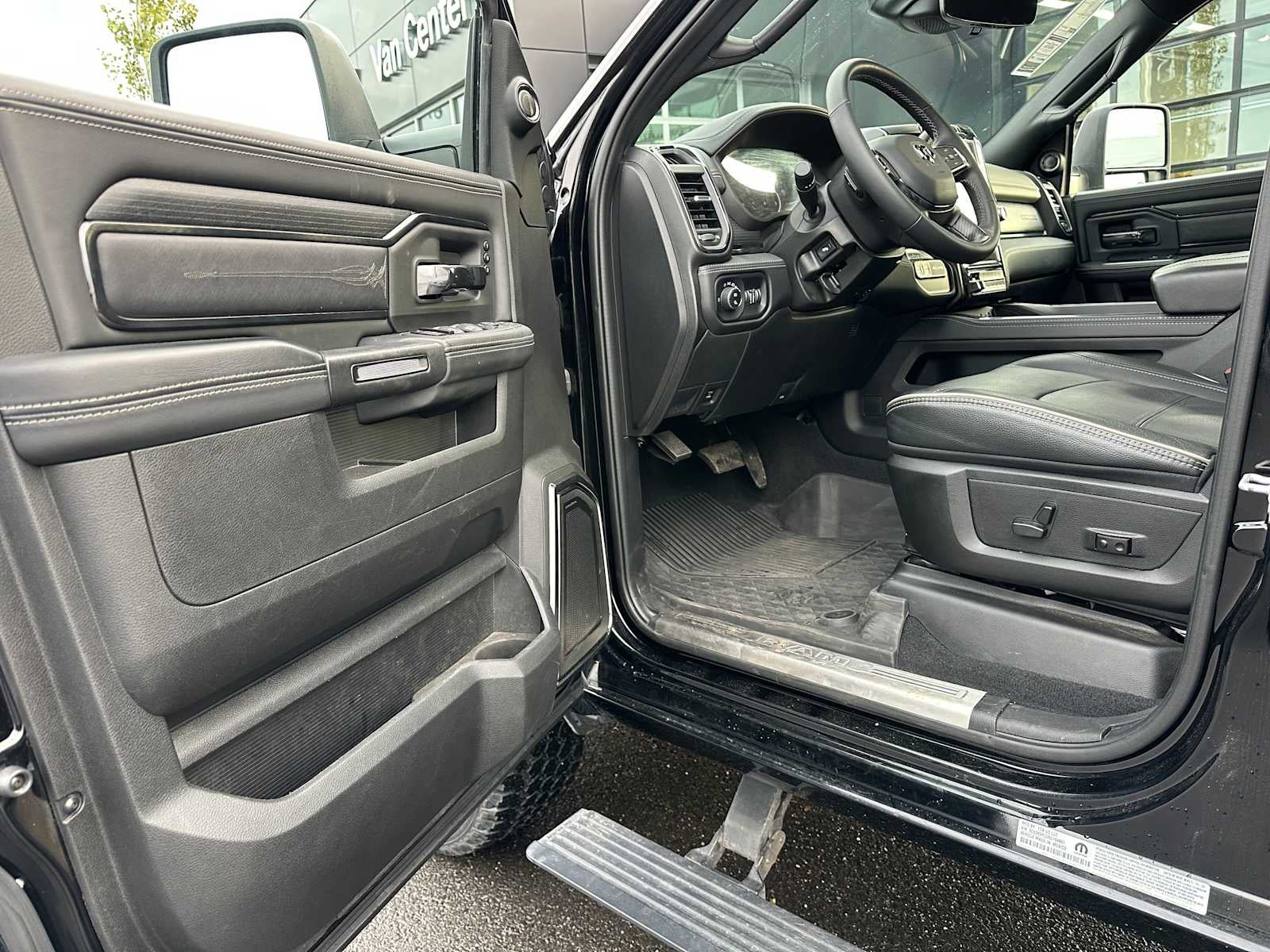 2024 RAM 3500 Limited