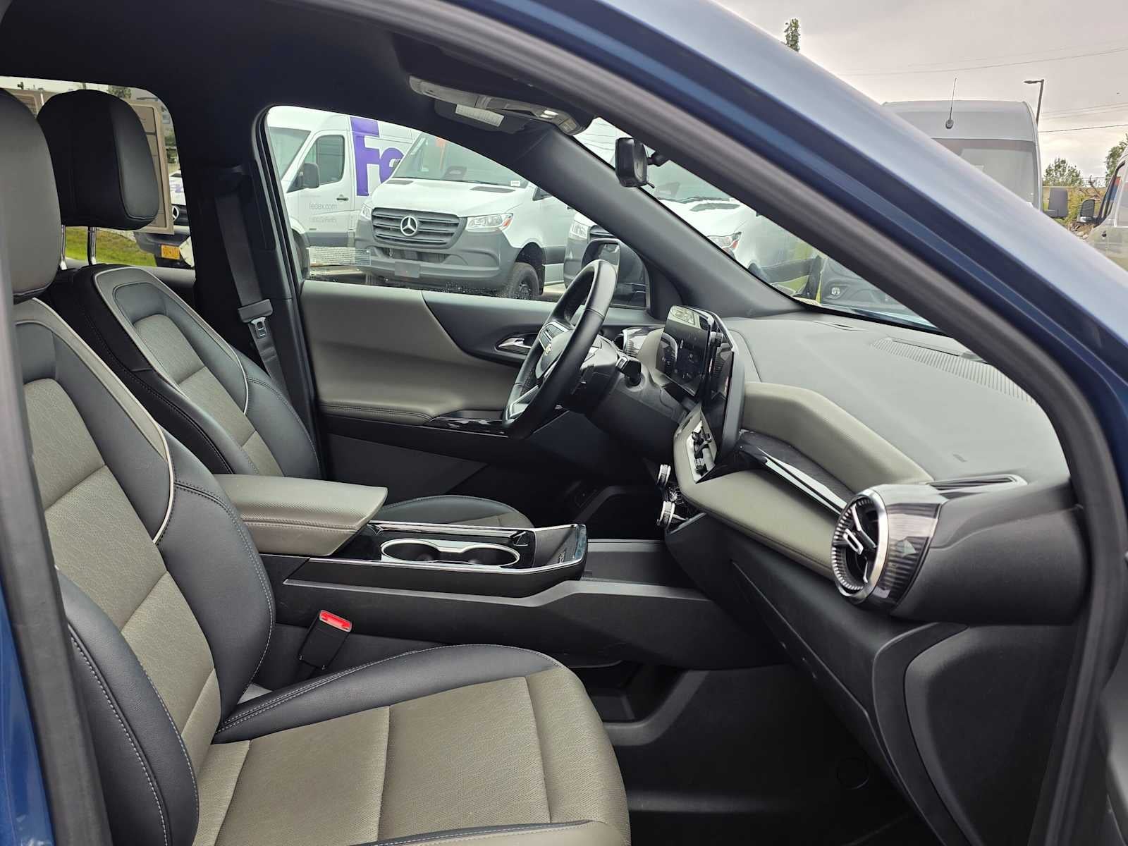 2025 Chevrolet Equinox AWD LT