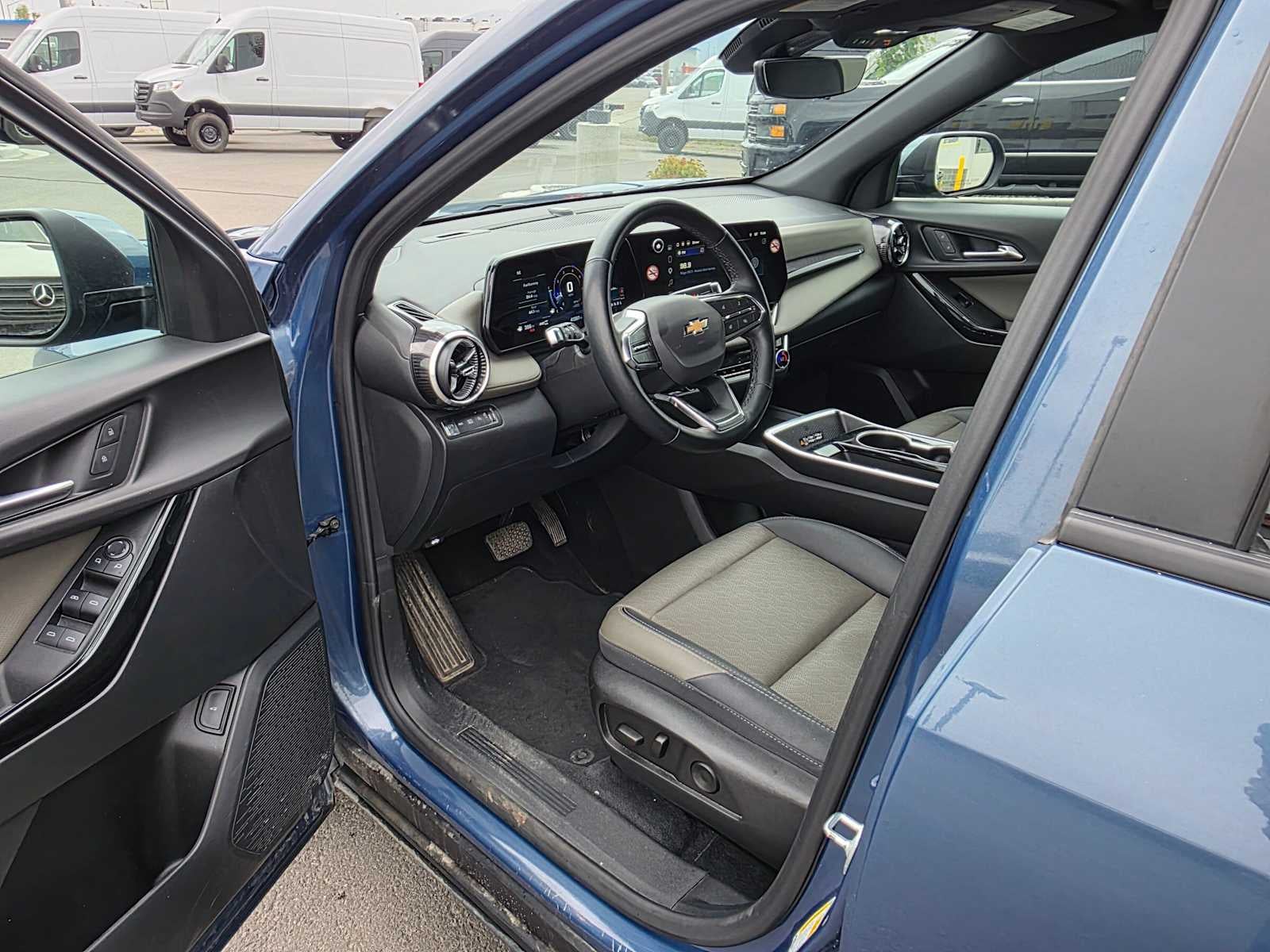 2025 Chevrolet Equinox AWD LT