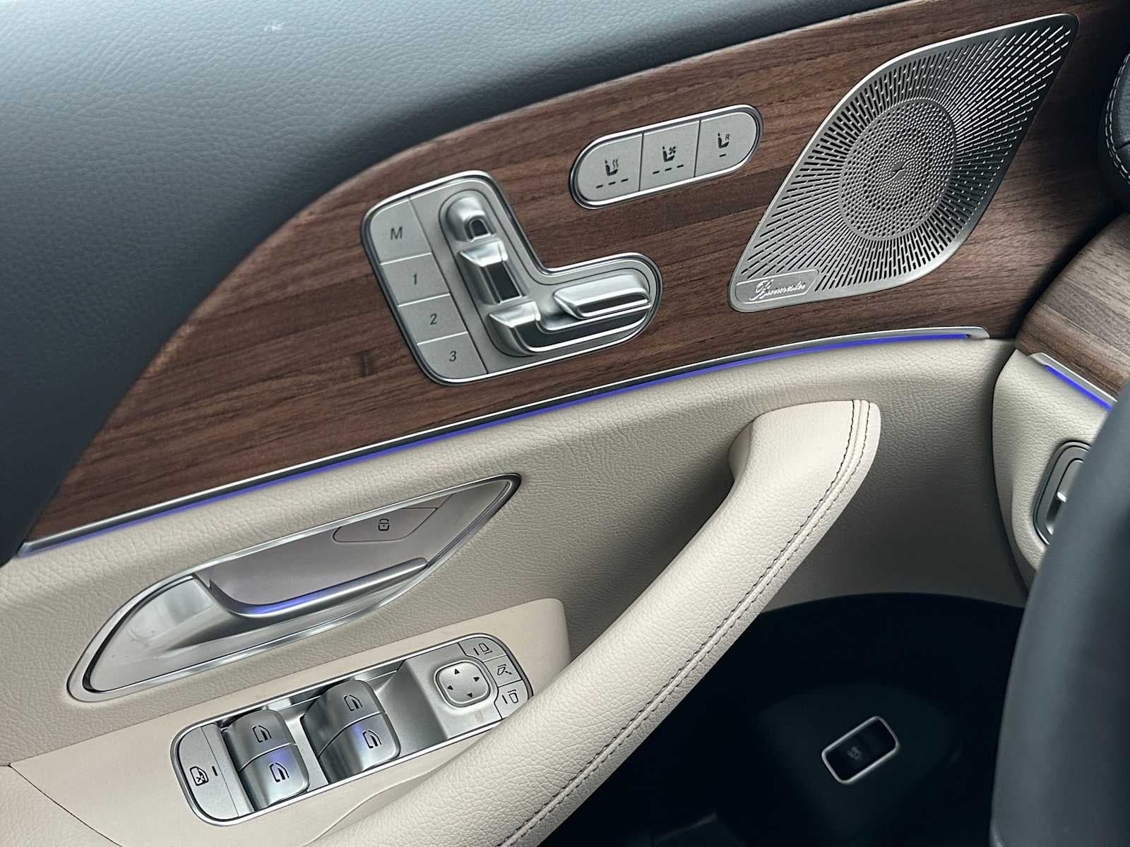 2026 Mercedes-Benz GLS 450 GLS 450