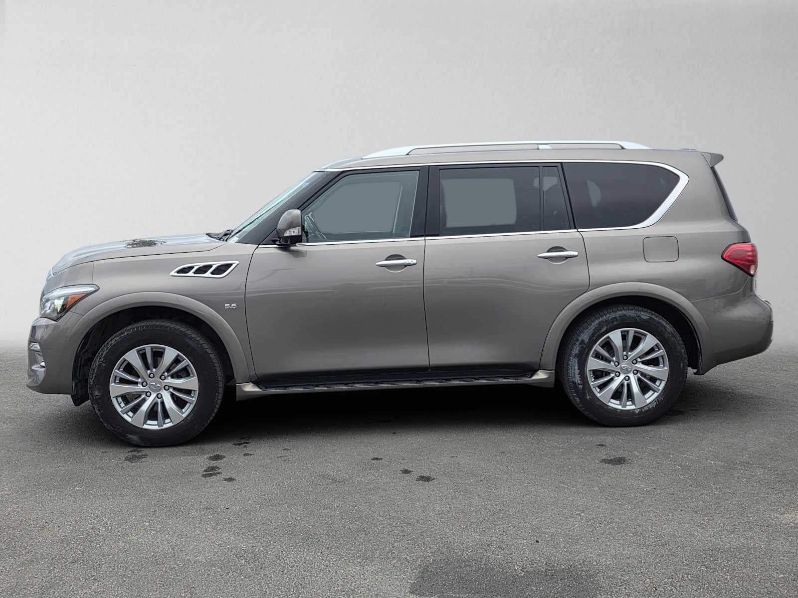 2016 INFINITI QX80 4WD 4dr