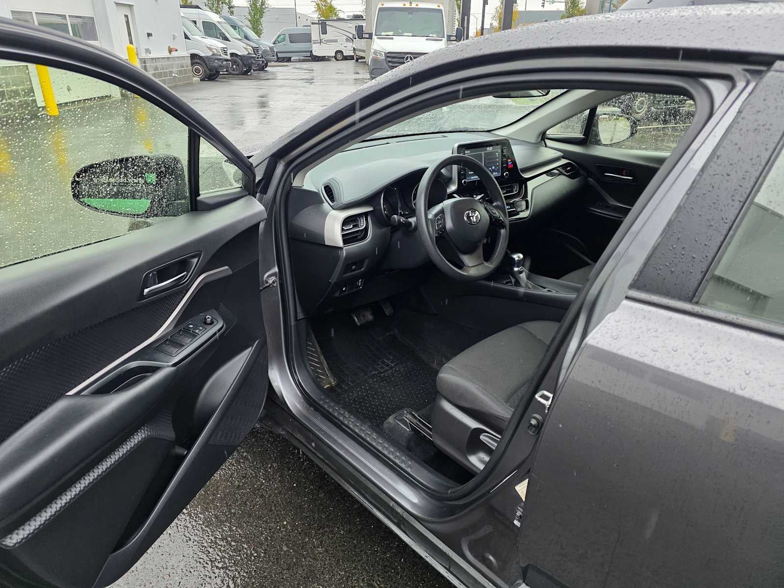 2021 Toyota C-HR LE