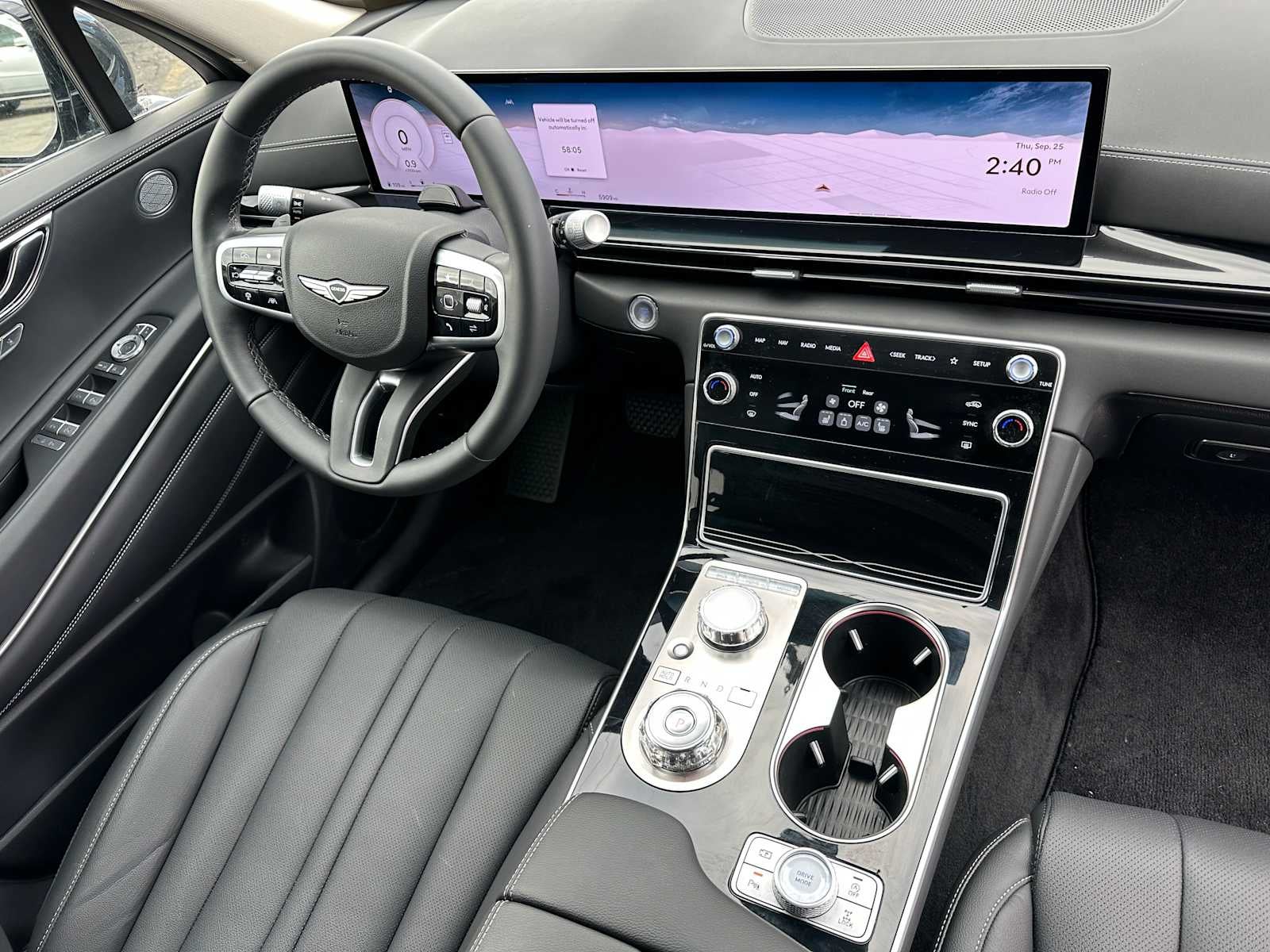 2025 Genesis GV80 Standard