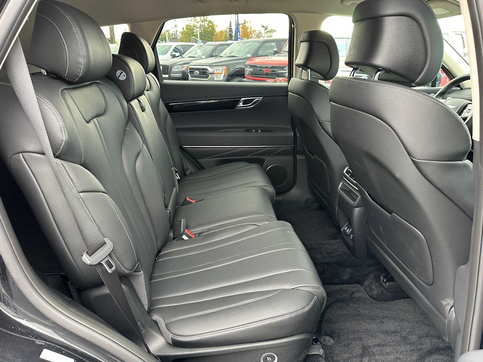 2025 Genesis GV80 Standard