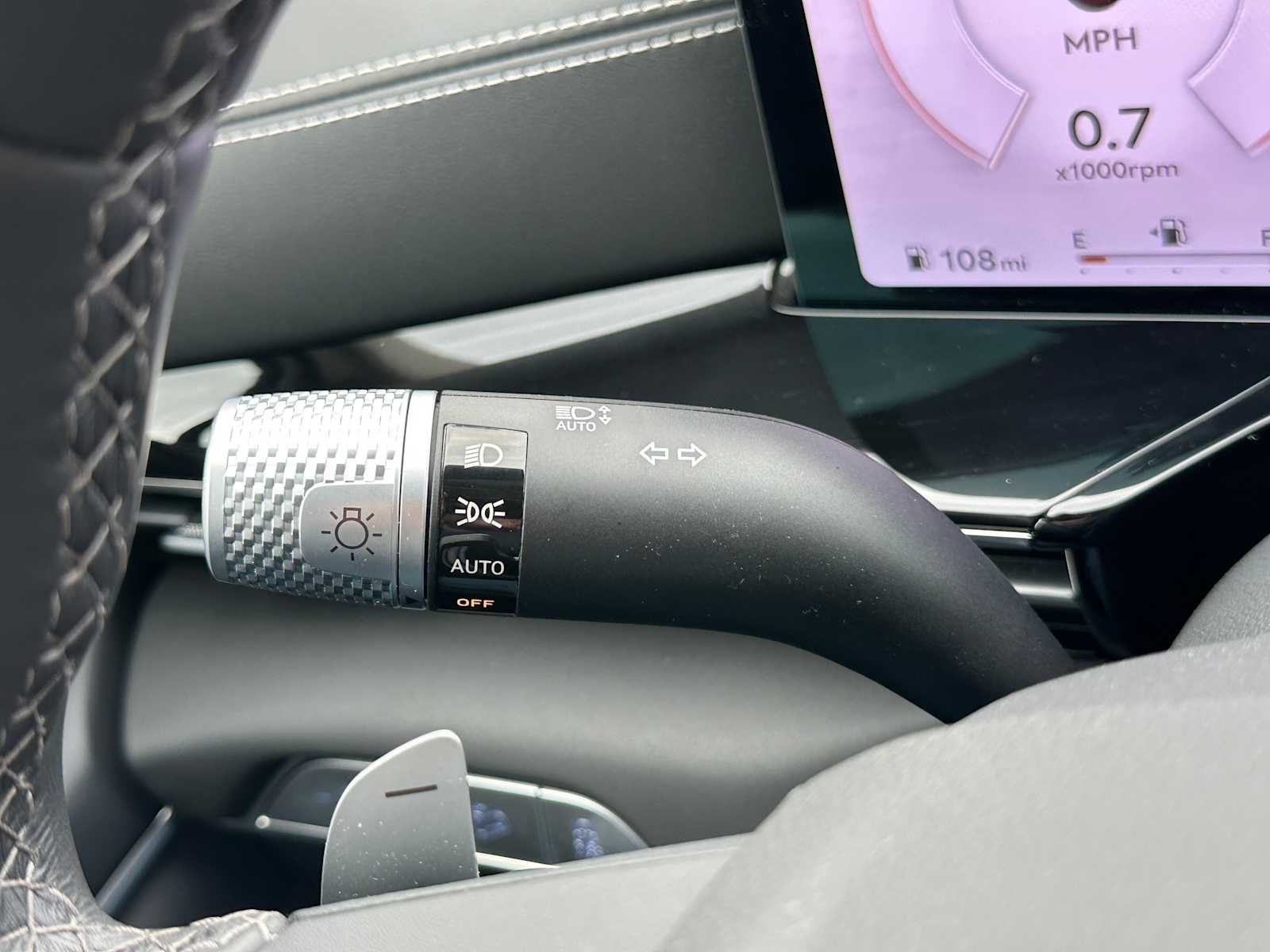 2025 Genesis GV80 Standard