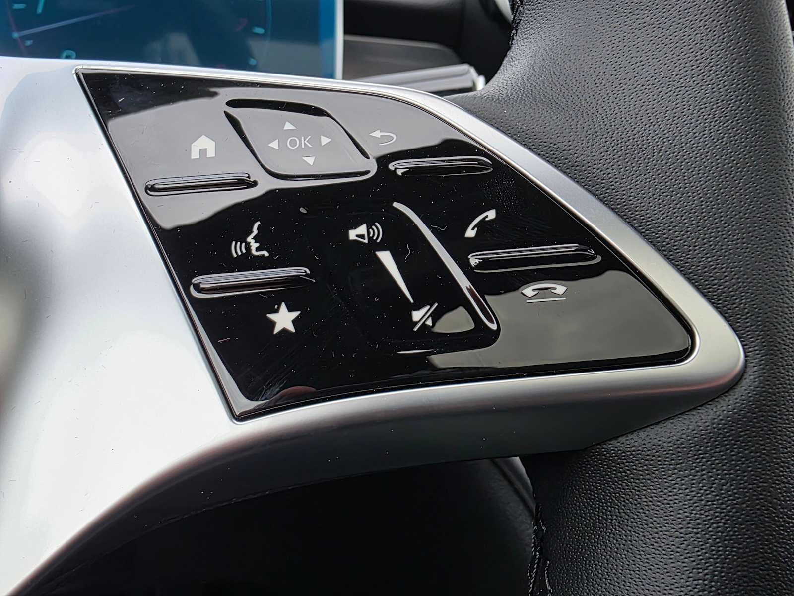 2026 Mercedes-Benz C 300 4MATIC® Sedan