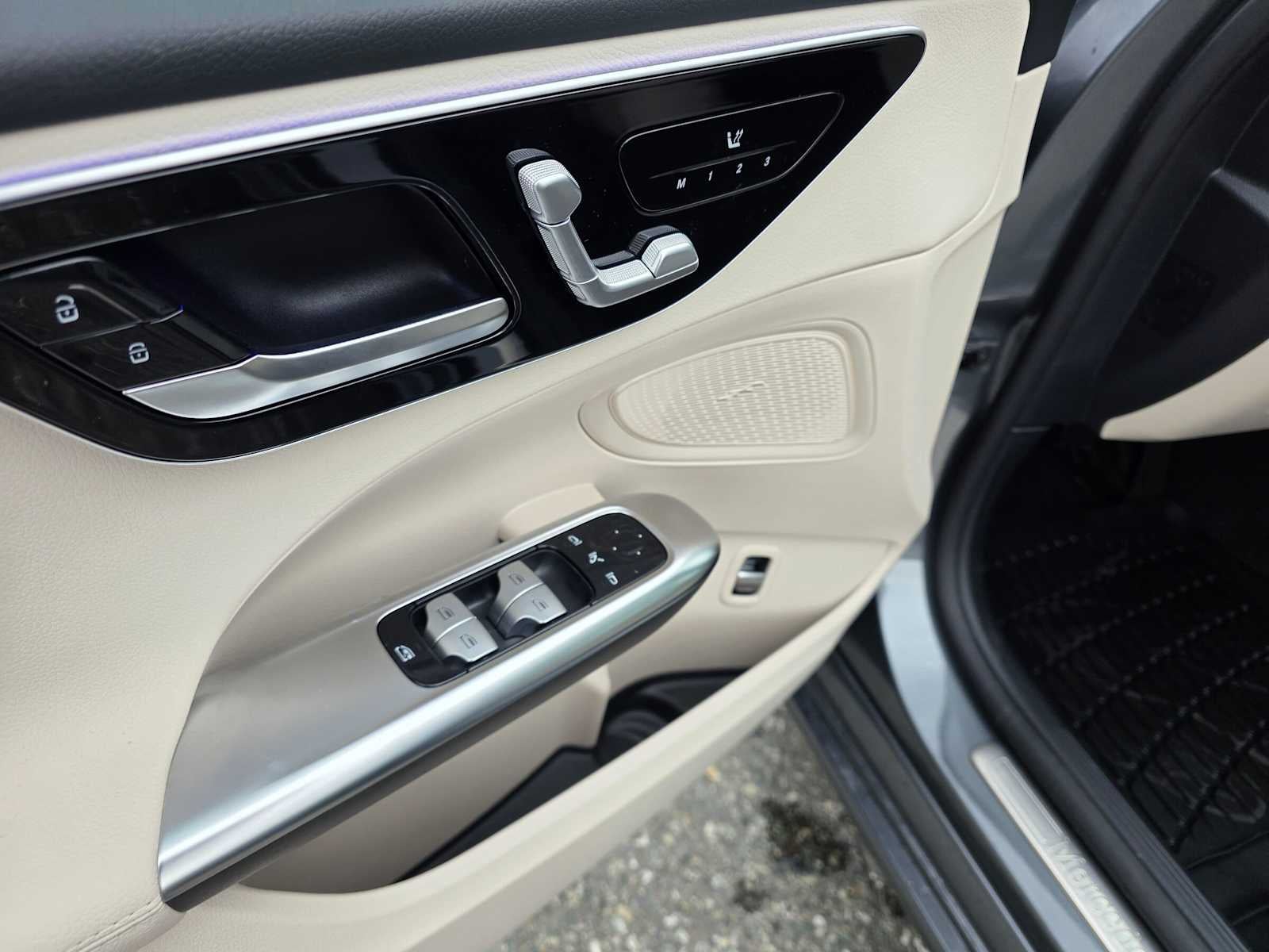 2026 Mercedes-Benz C 300 4MATIC® Sedan