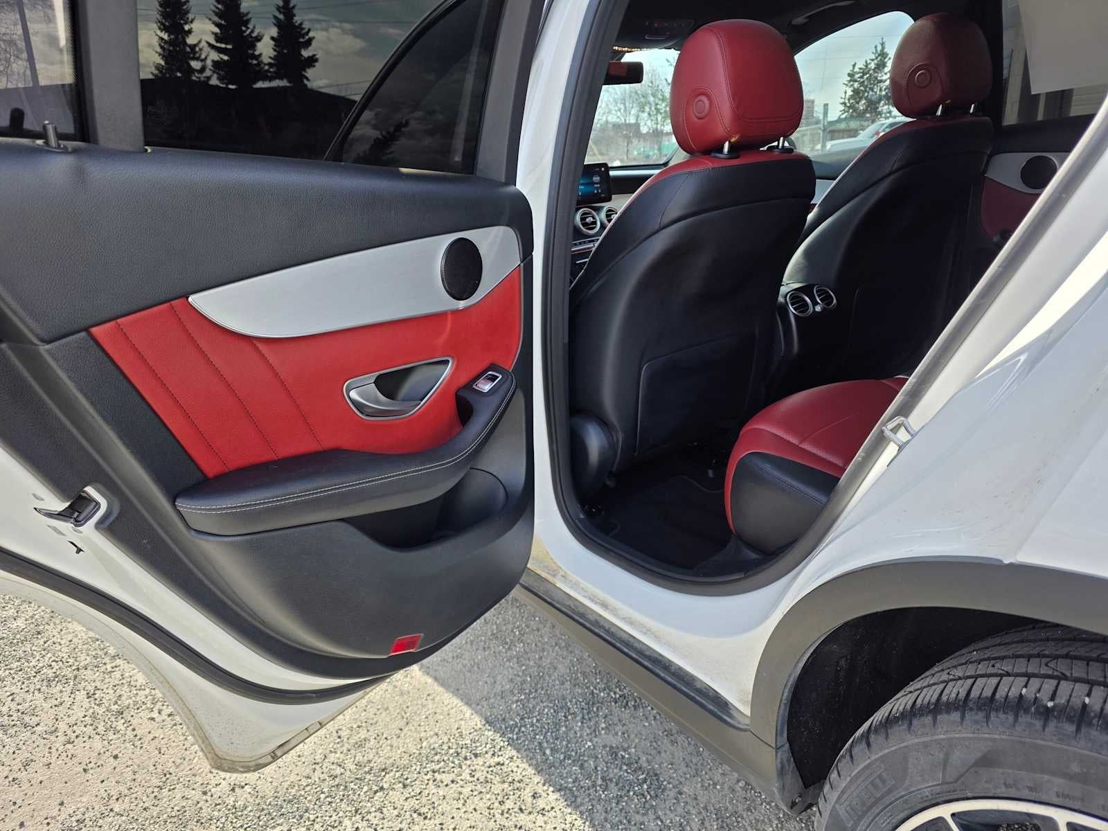 2022 Mercedes-Benz GLC 300 SUV