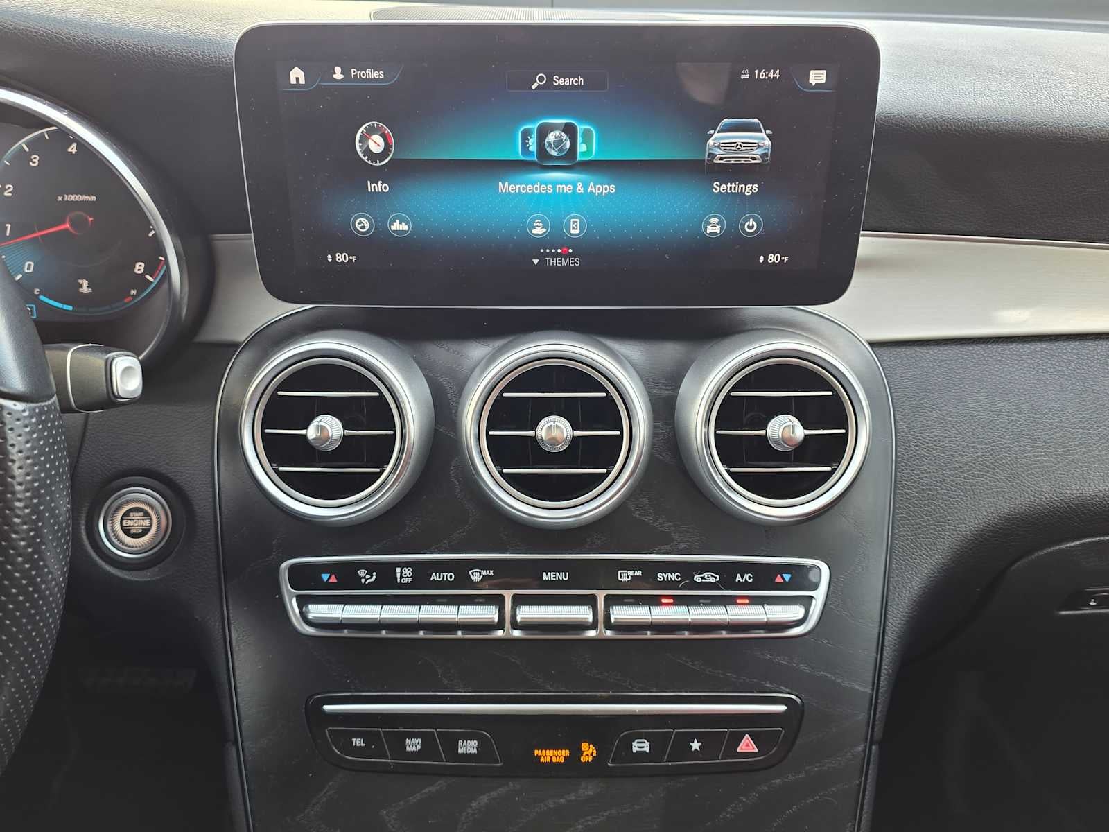 2022 Mercedes-Benz GLC 300 SUV