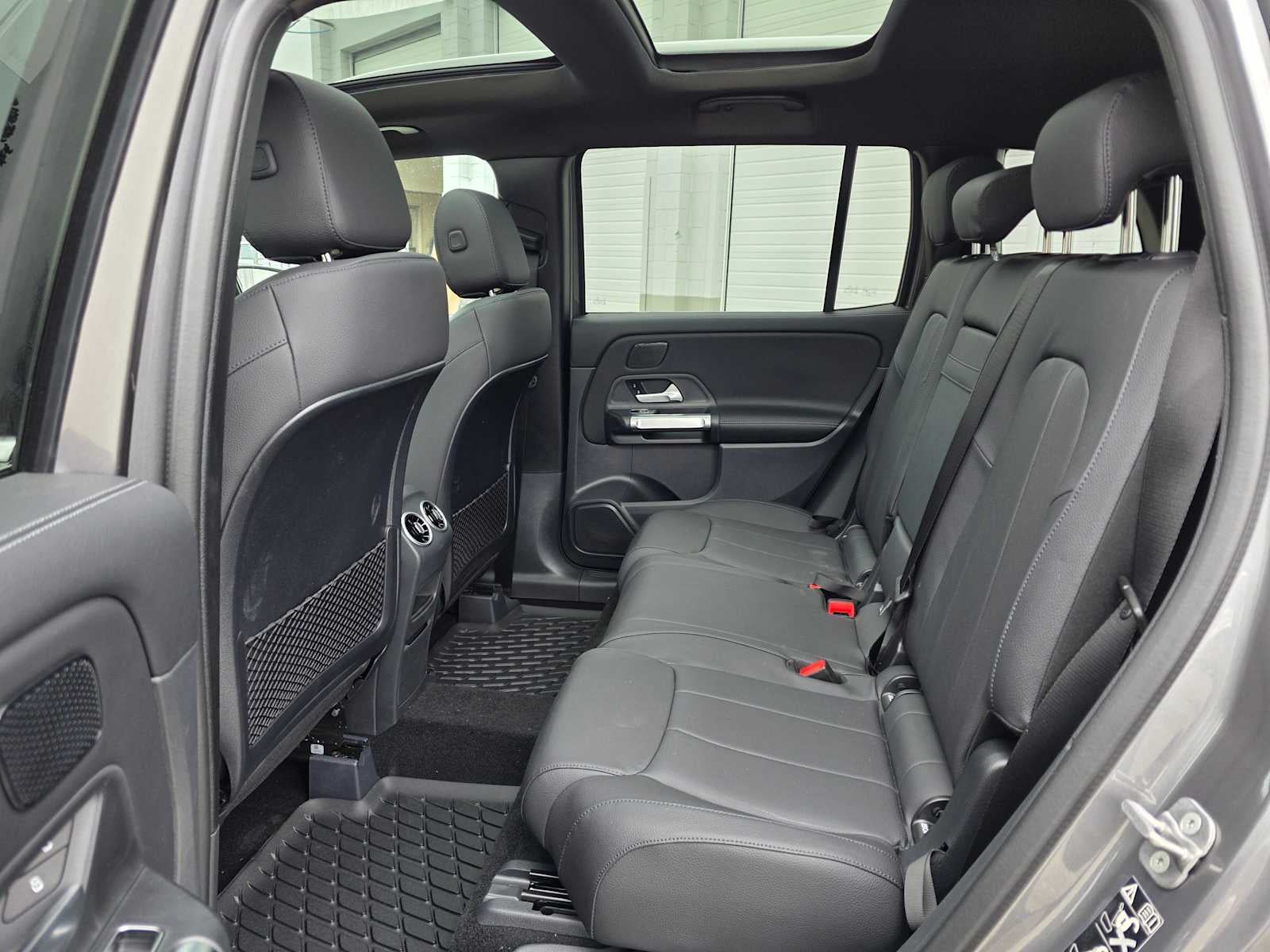 2026 Mercedes-Benz GLB 250 4MATIC® SUV