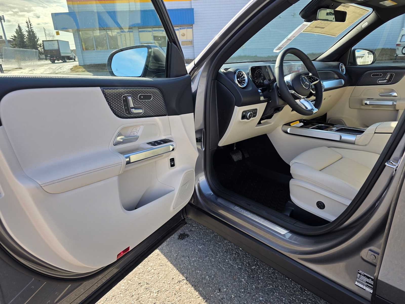 2026 Mercedes-Benz GLB 250 4MATIC® SUV