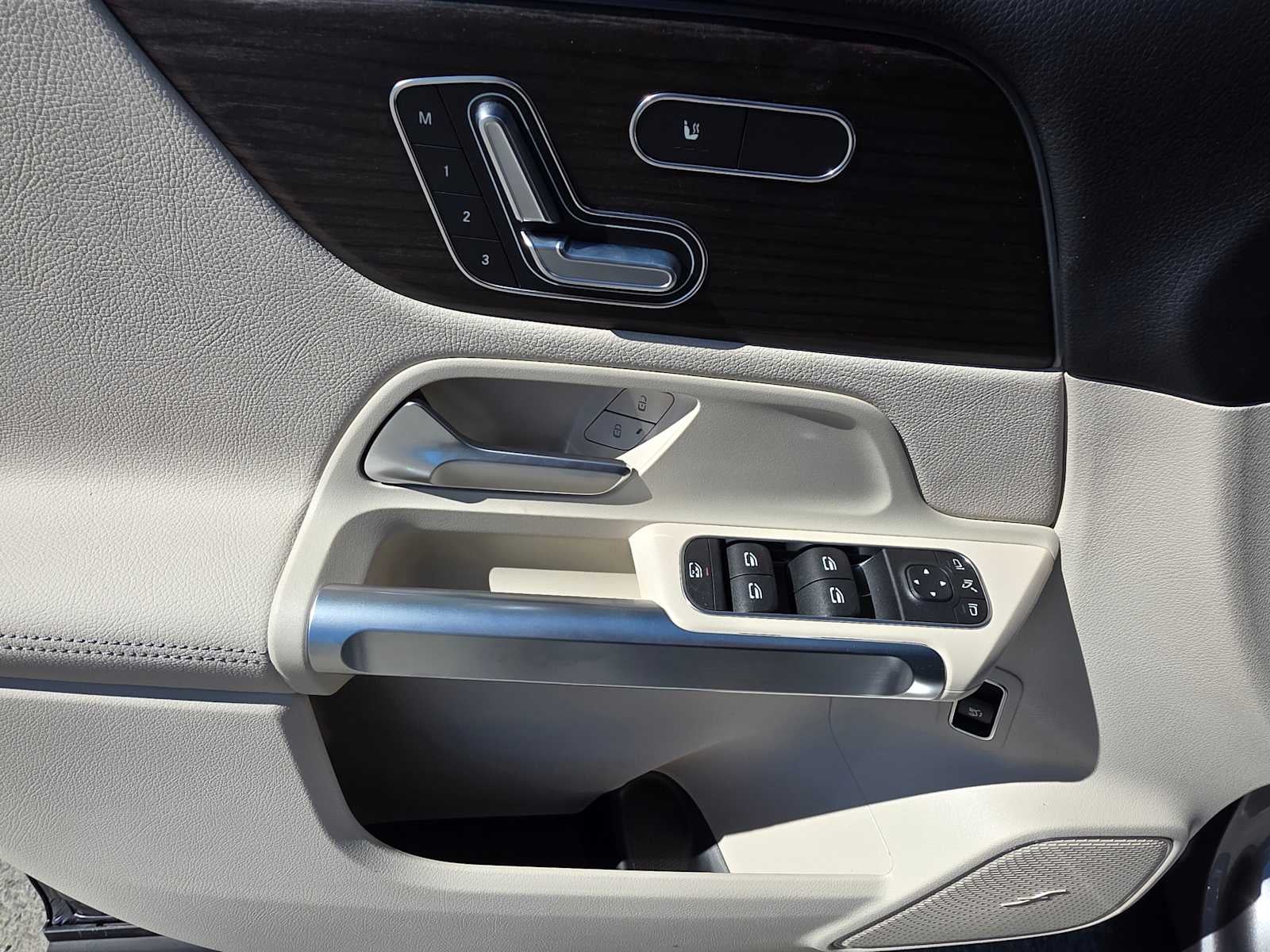 2026 Mercedes-Benz GLB 250 4MATIC® SUV