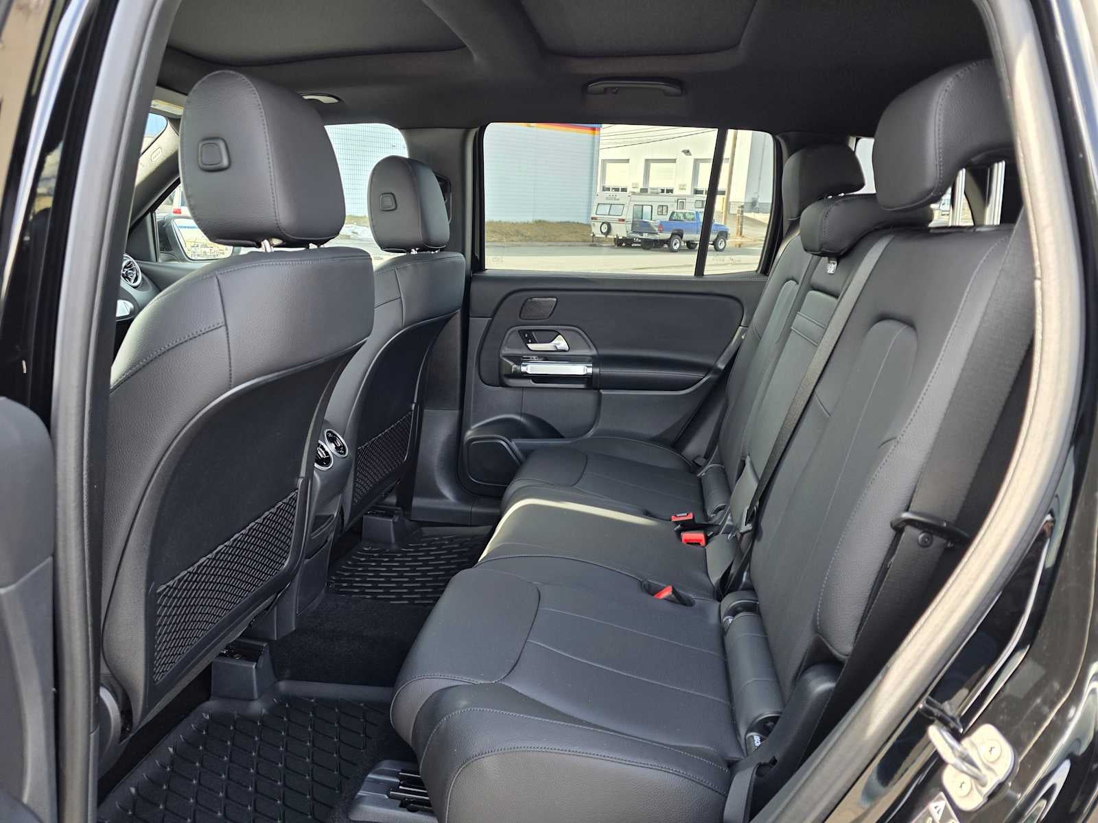 2026 Mercedes-Benz GLB 250 4MATIC® SUV