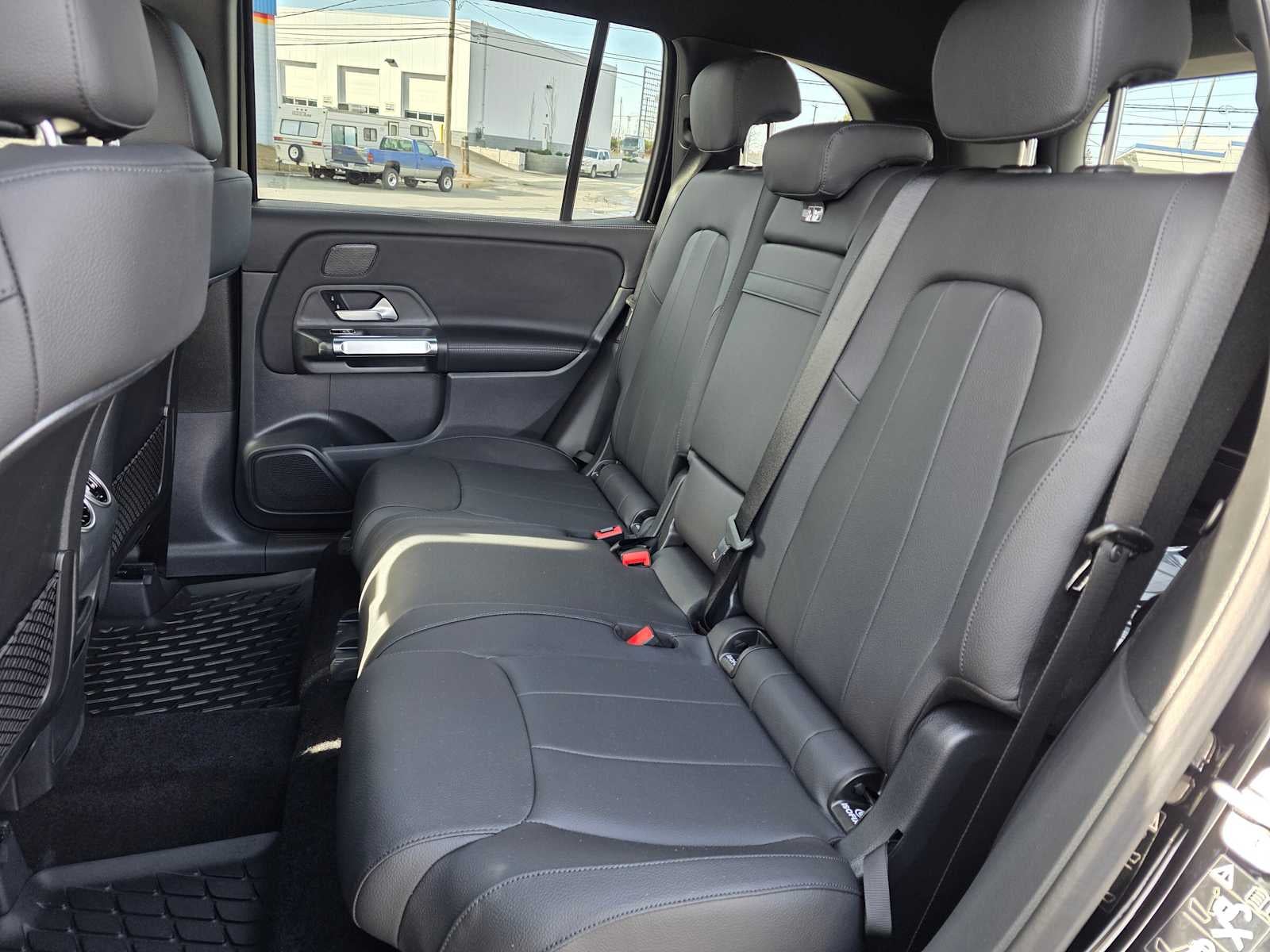 2026 Mercedes-Benz GLB 250 4MATIC® SUV