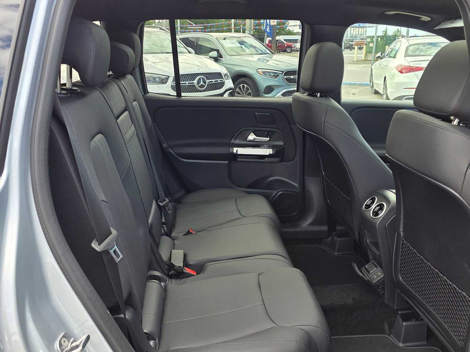 2026 Mercedes-Benz GLB 250 4MATIC® SUV