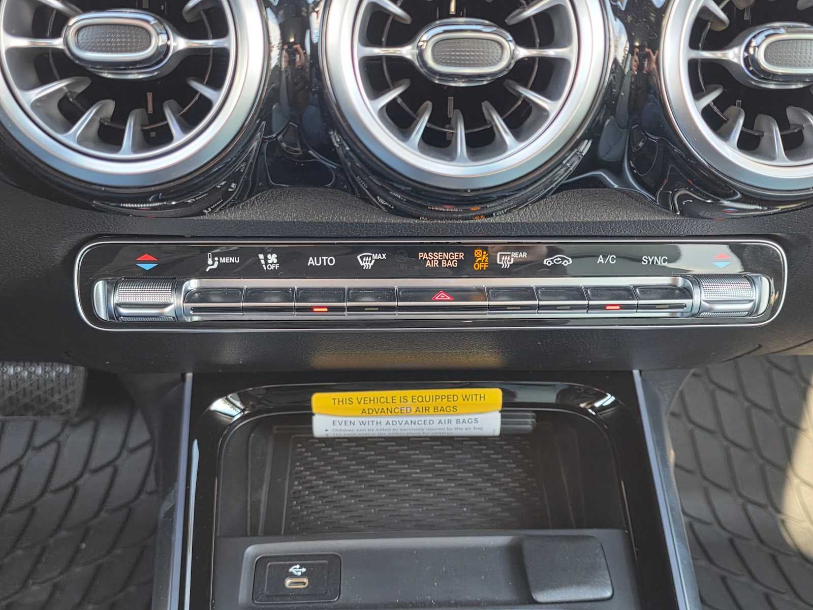 2026 Mercedes-Benz GLB 250 4MATIC® SUV