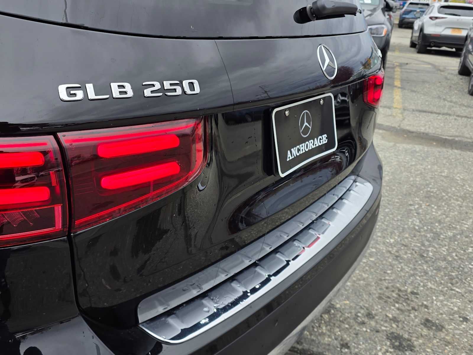 2026 Mercedes-Benz GLB 250 4MATIC® SUV