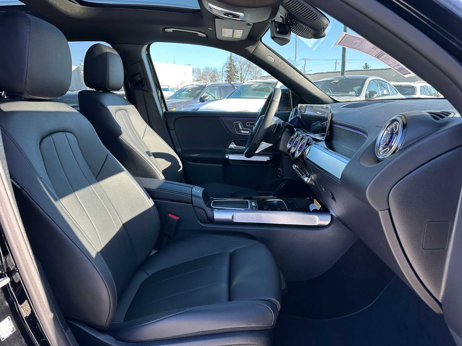 2026 Mercedes-Benz GLB 250 4MATIC® SUV