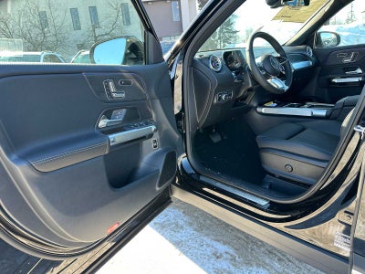 2026 Mercedes-Benz GLB 250 4MATIC® SUV