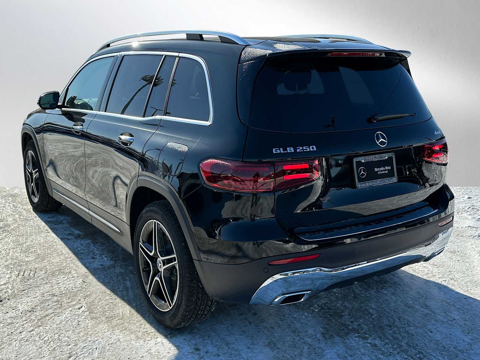 2026 Mercedes-Benz GLB 250 4MATIC® SUV