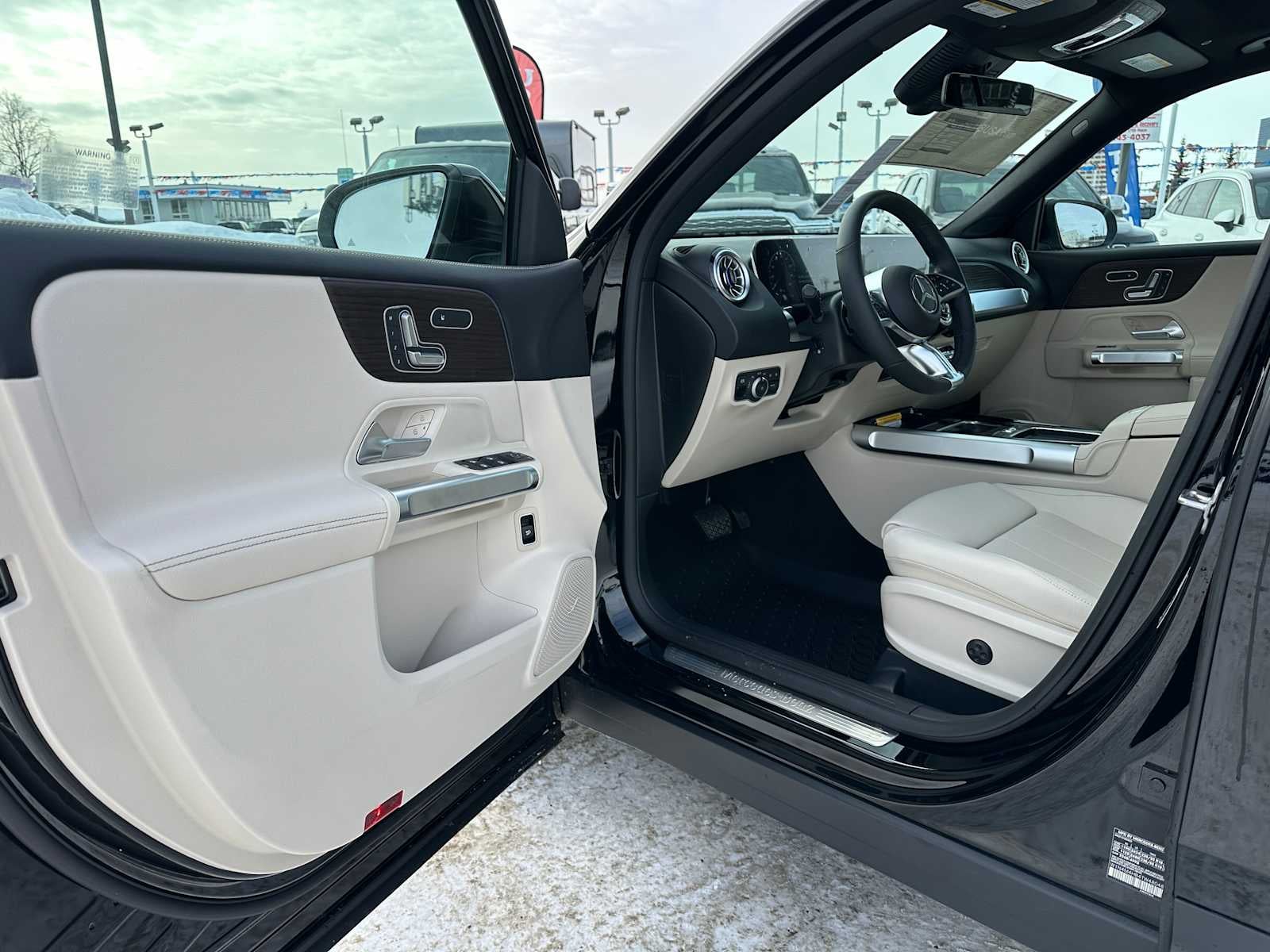 2026 Mercedes-Benz GLB 250 4MATIC® SUV