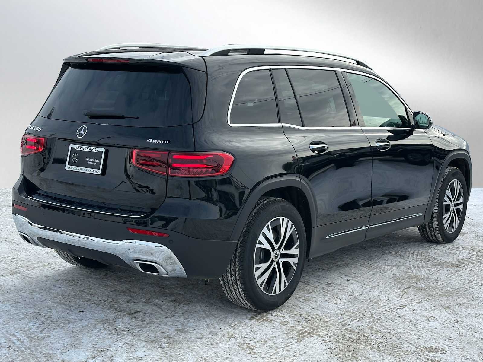 2026 Mercedes-Benz GLB 250 4MATIC® SUV
