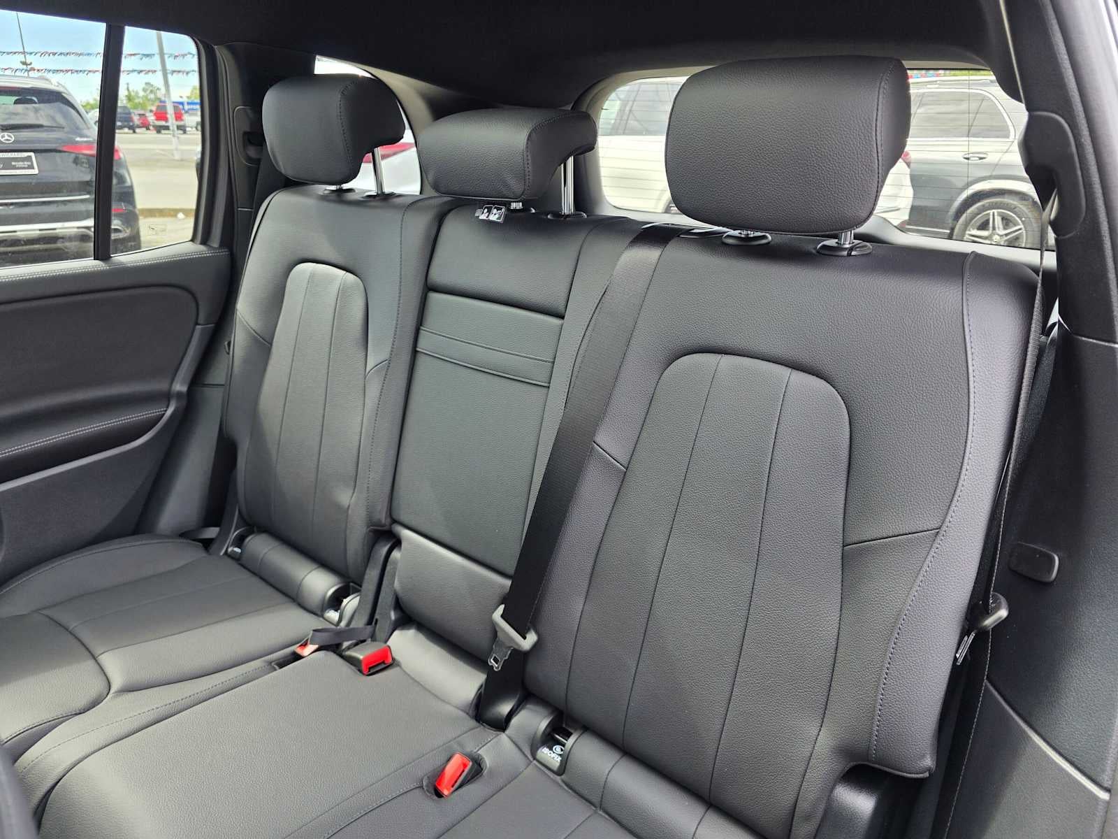 2026 Mercedes-Benz GLB 250 4MATIC® SUV