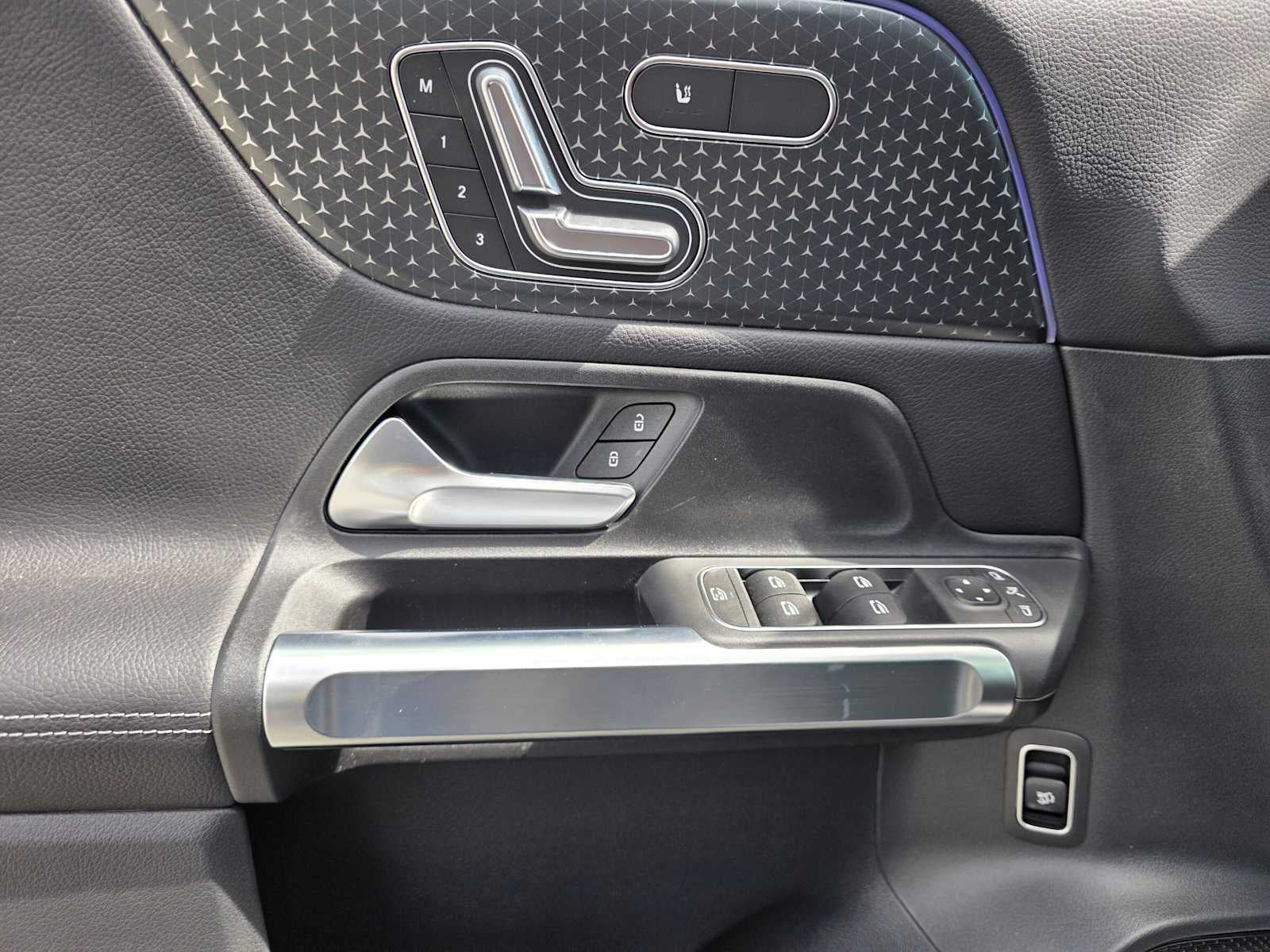 2026 Mercedes-Benz GLB 250 4MATIC® SUV