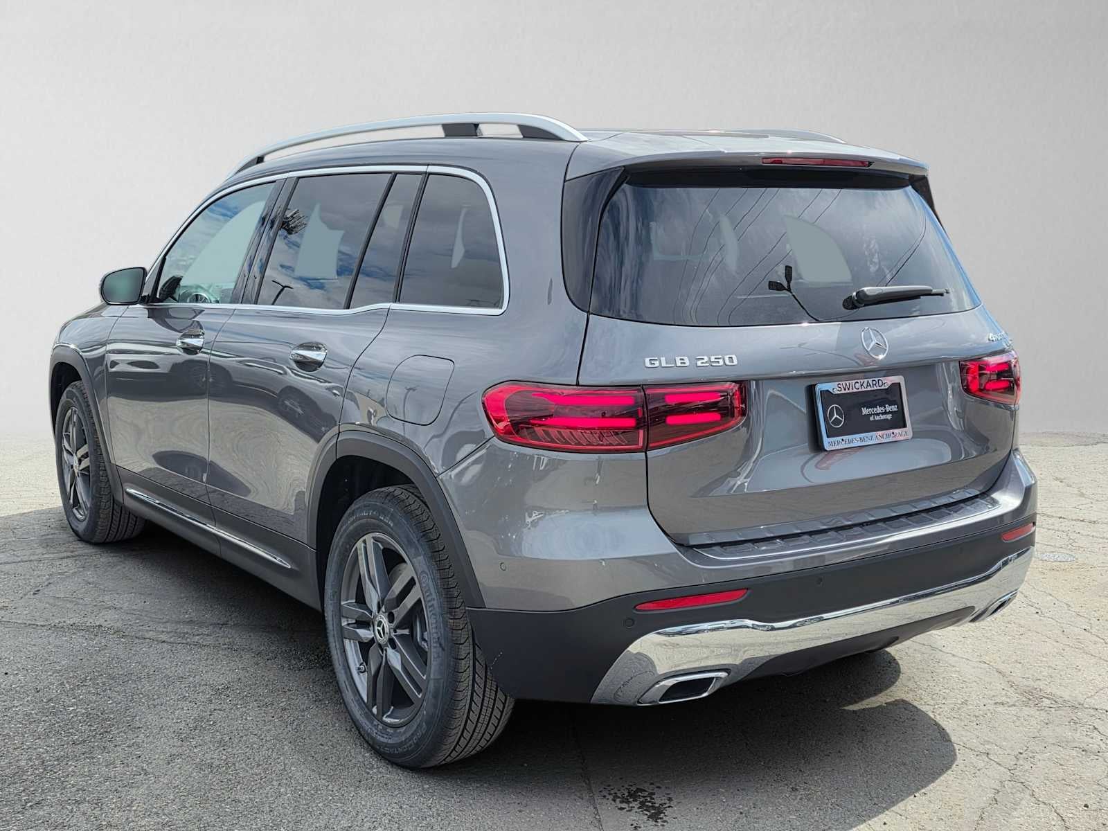 2026 Mercedes-Benz GLB 250 4MATIC® SUV