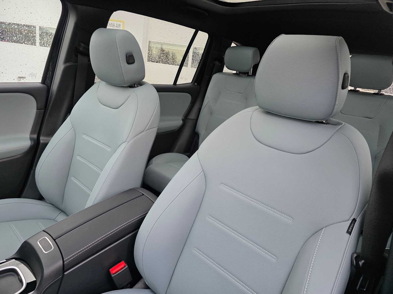 2026 Mercedes-Benz GLB 250 4MATIC® SUV