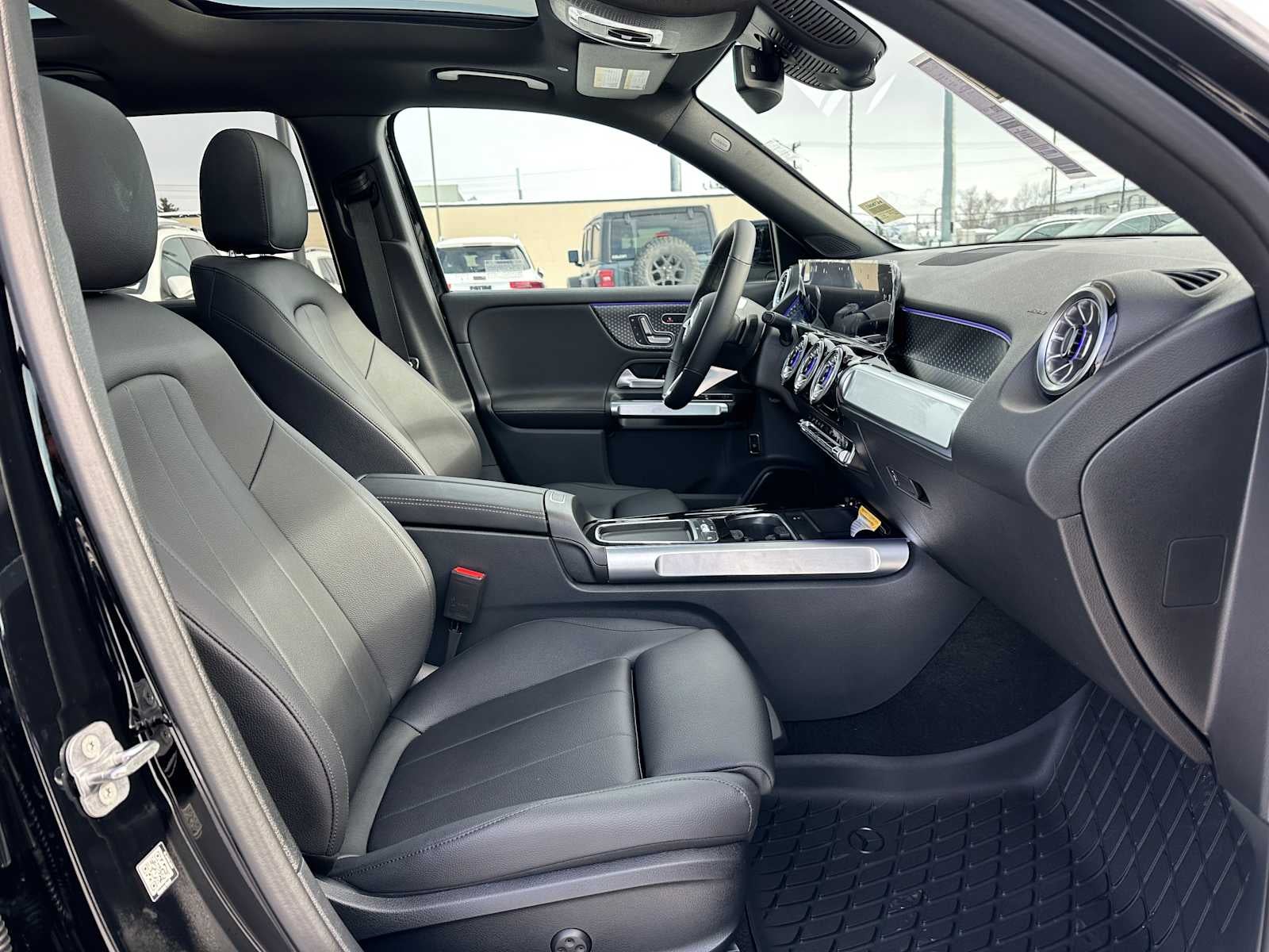 2026 Mercedes-Benz GLB 250 4MATIC® SUV