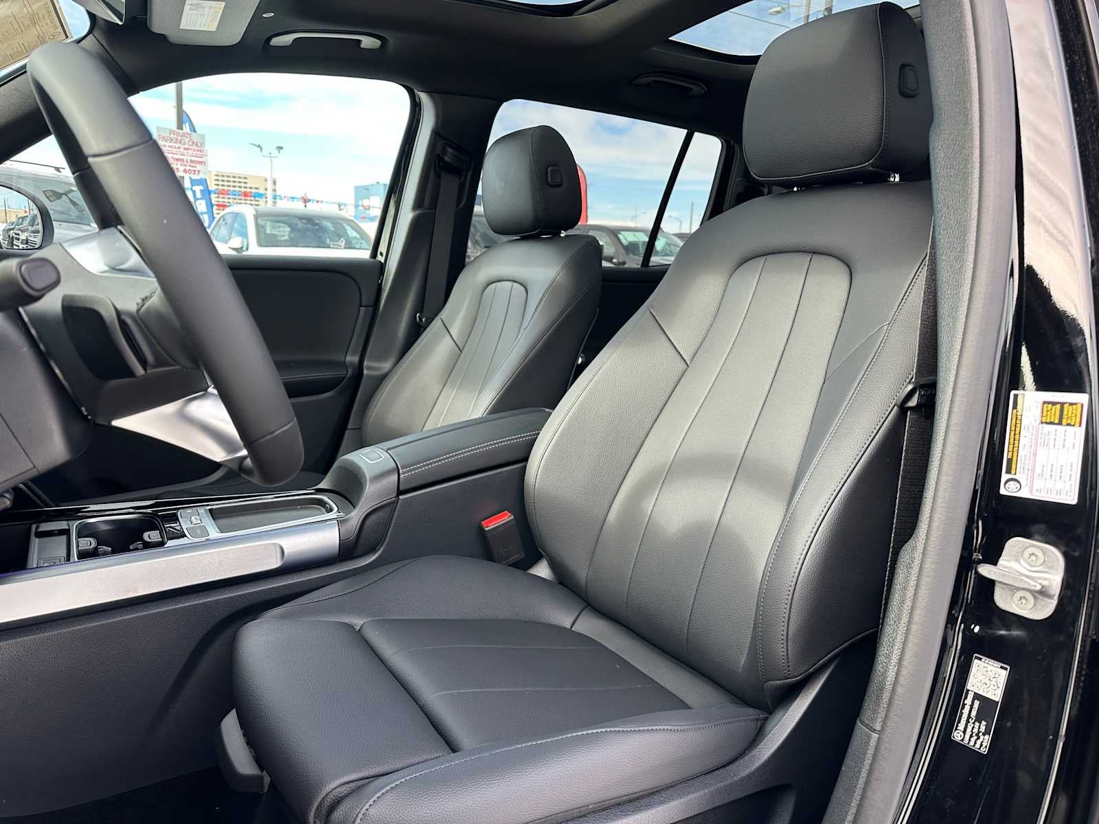 2026 Mercedes-Benz GLB 250 4MATIC® SUV