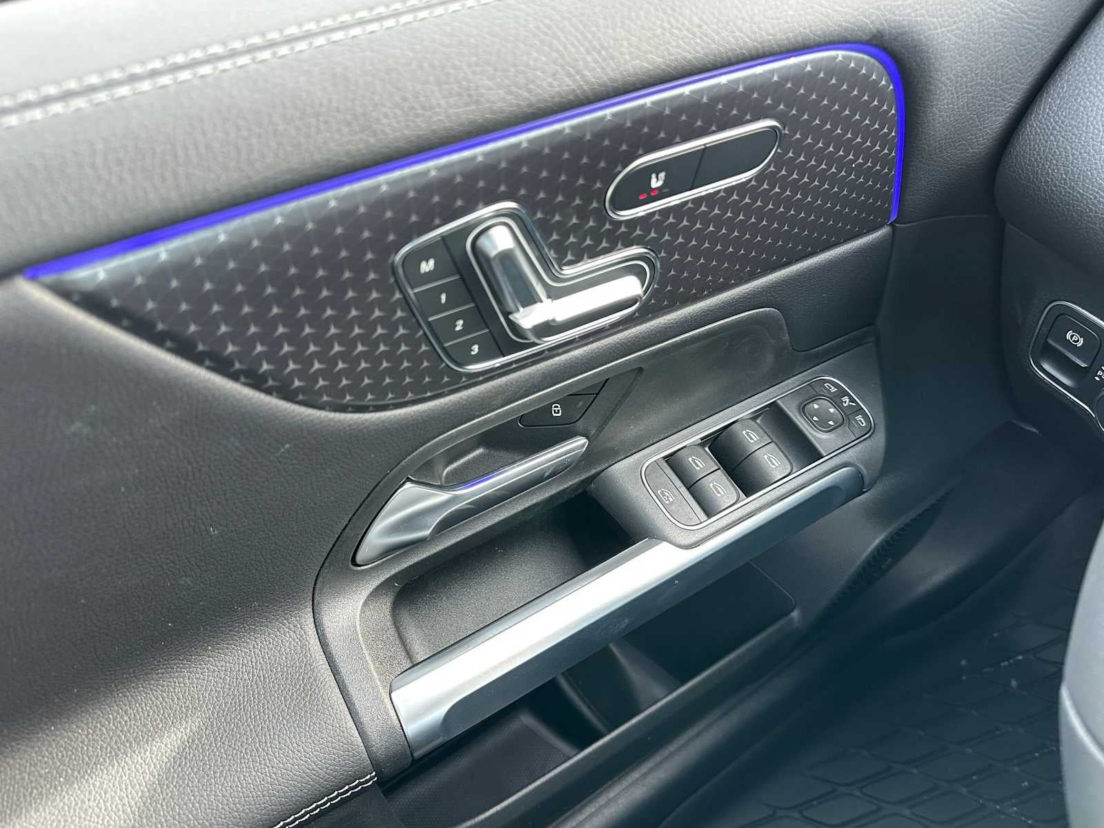 2026 Mercedes-Benz GLB 250 4MATIC® SUV