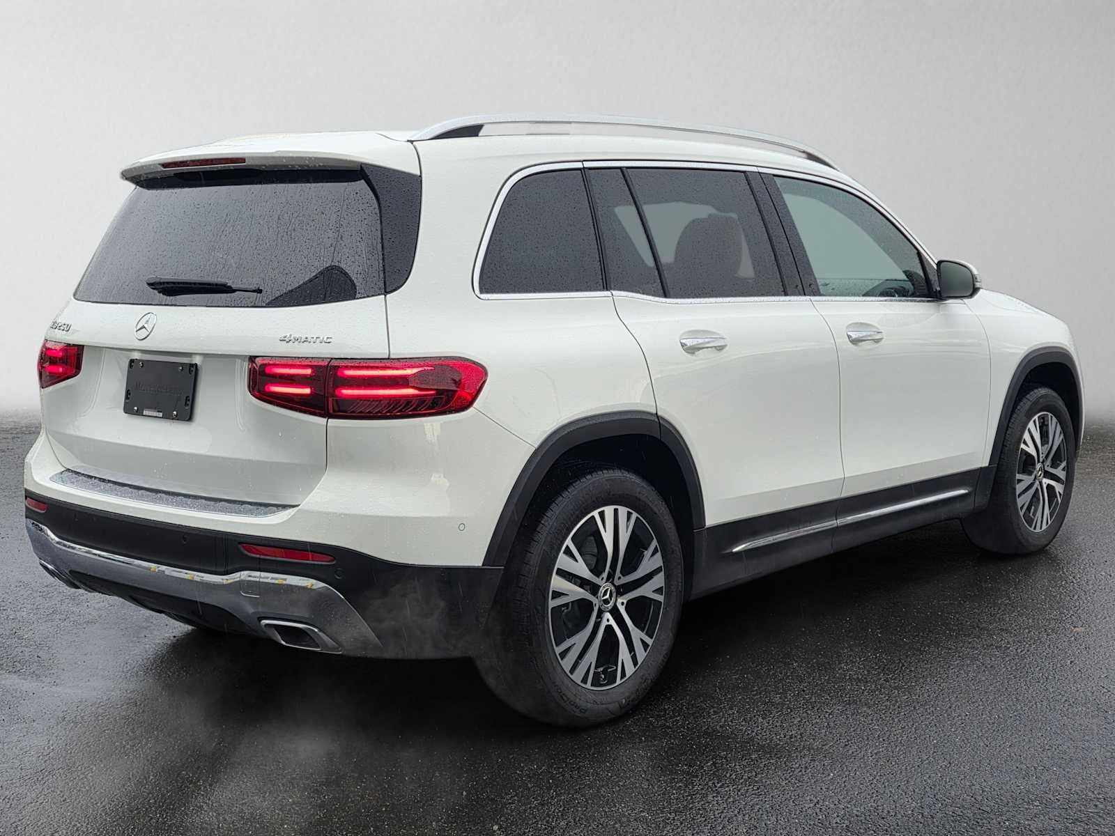 2026 Mercedes-Benz GLB 250 4MATIC® SUV
