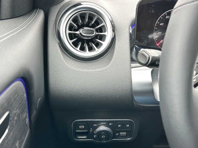 2026 Mercedes-Benz GLB 250 4MATIC® SUV