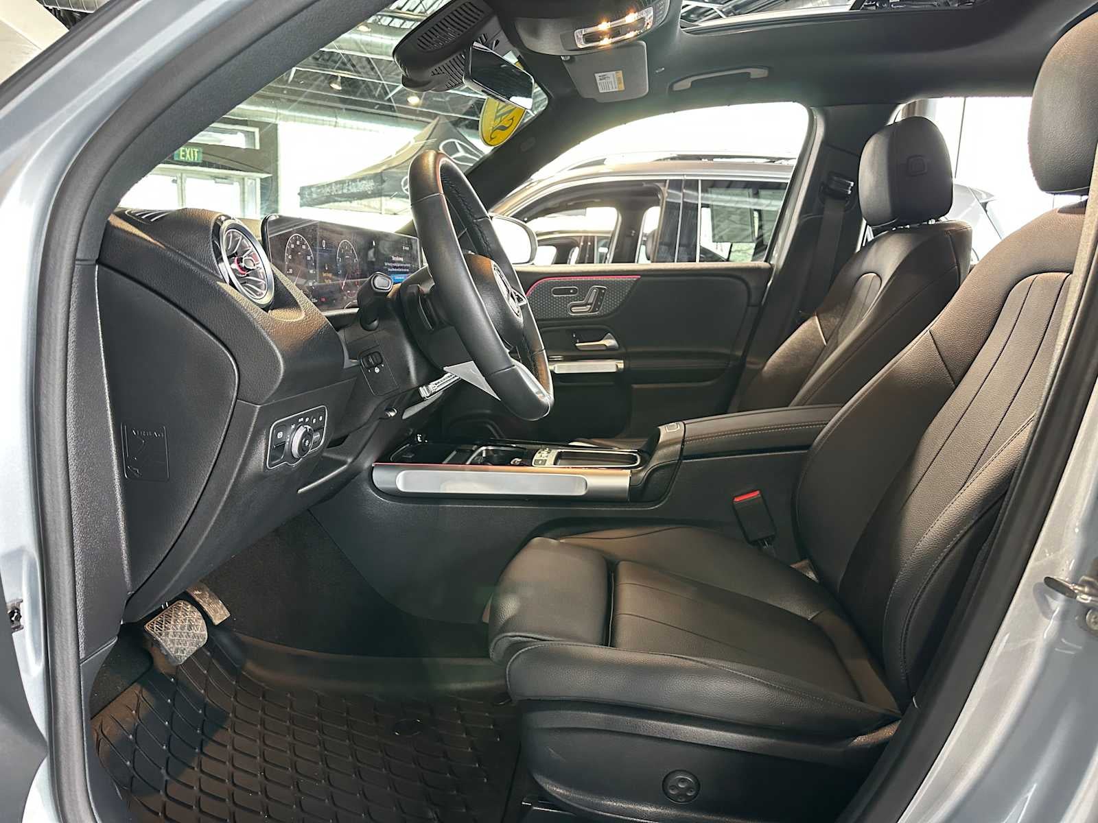 2025 Mercedes-Benz GLB 250 GLB 250