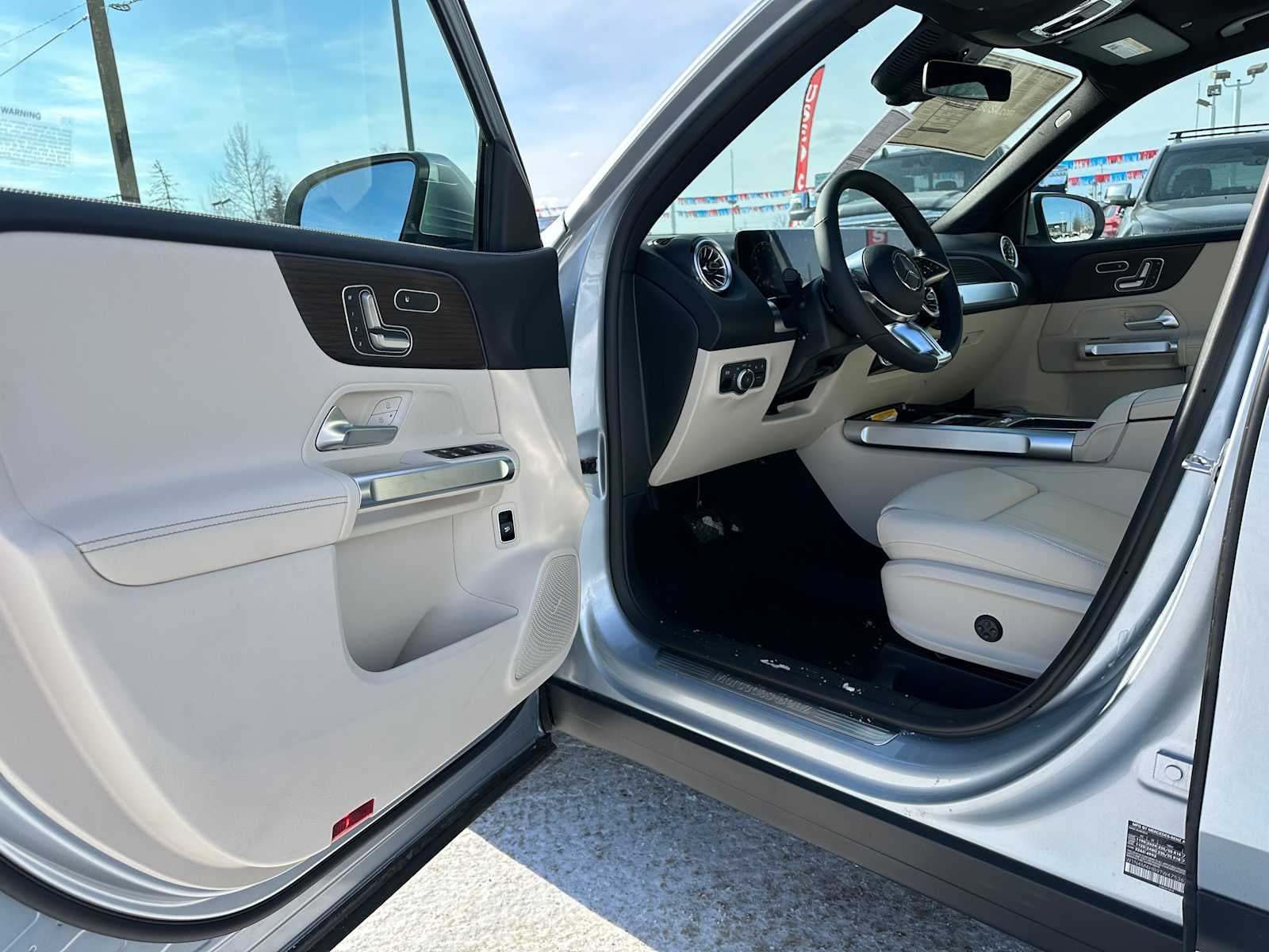 2026 Mercedes-Benz GLB 250 4MATIC® SUV