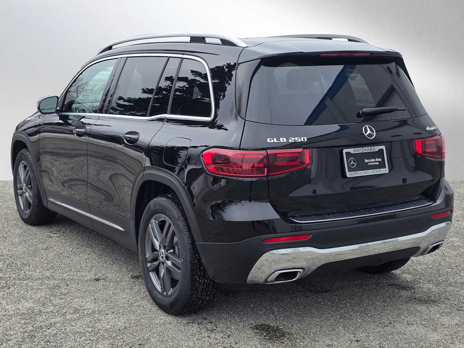 2026 Mercedes-Benz GLB 250 4MATIC® SUV