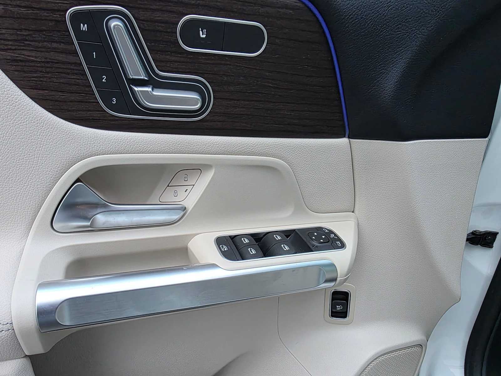 2026 Mercedes-Benz GLB 250 4MATIC® SUV
