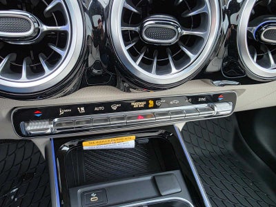 2026 Mercedes-Benz GLB 250 4MATIC® SUV