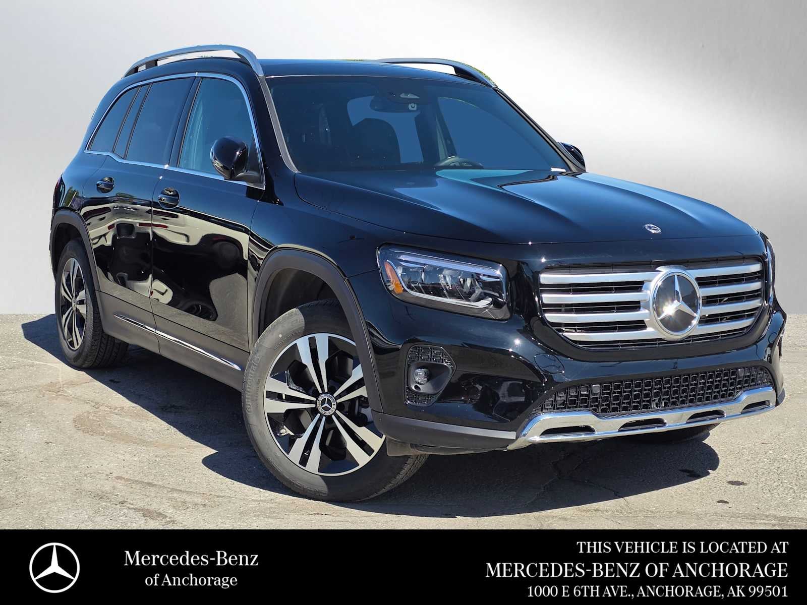 2026 Mercedes-Benz GLB GLB 250 4MATIC's photo