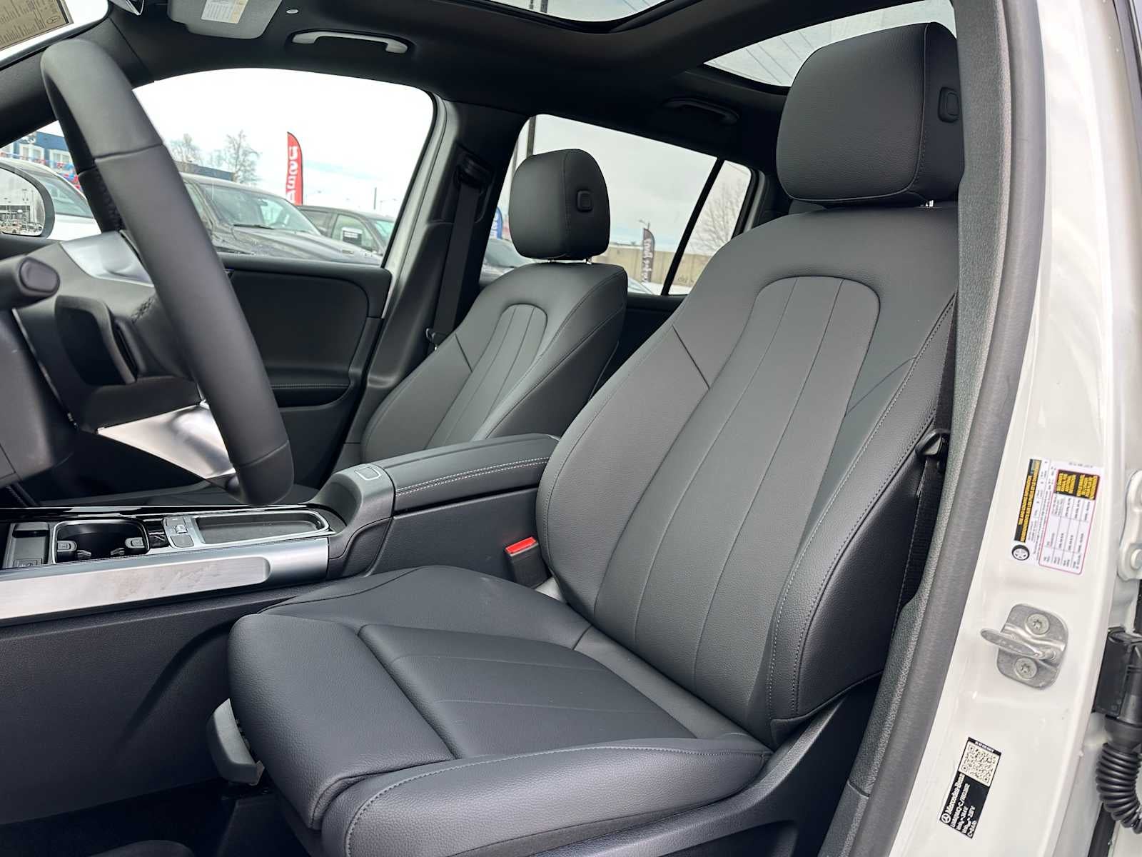 2026 Mercedes-Benz GLB 250 4MATIC® SUV