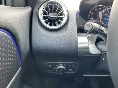 2026 Mercedes-Benz GLB 250 4MATIC® SUV