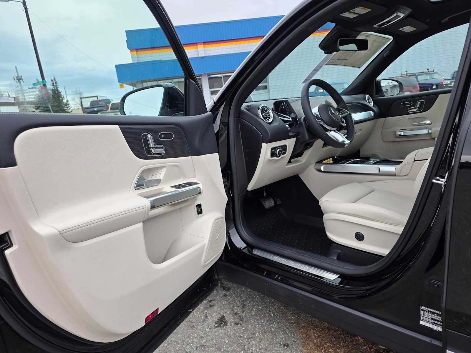 2026 Mercedes-Benz GLB 250 4MATIC® SUV